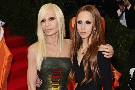 donatella versace e a filha allegra|donatella versace daughter.